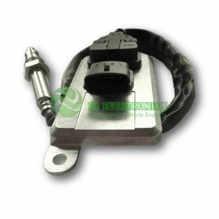 NSVO01 5WK9 6664E FRONT NB SH WM